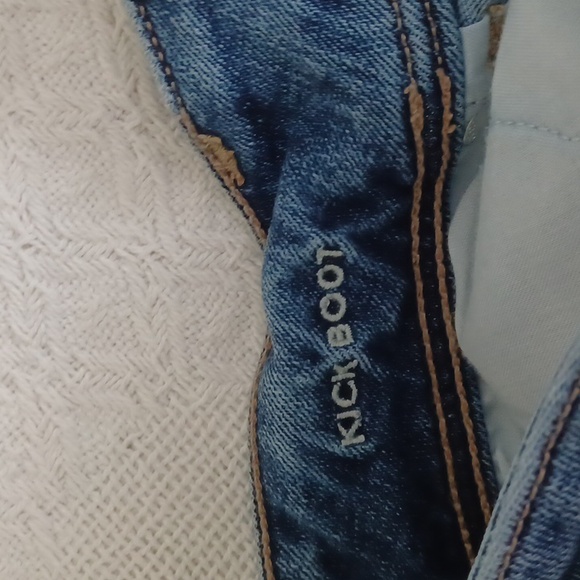 American Eagle Kickboot Jeans Size 4 - Picture 9 of 10